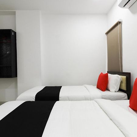 Super Mythri Hotel Near By Ecil, As Rao Nagar, Sainikpuri Maula Ali Exterior foto