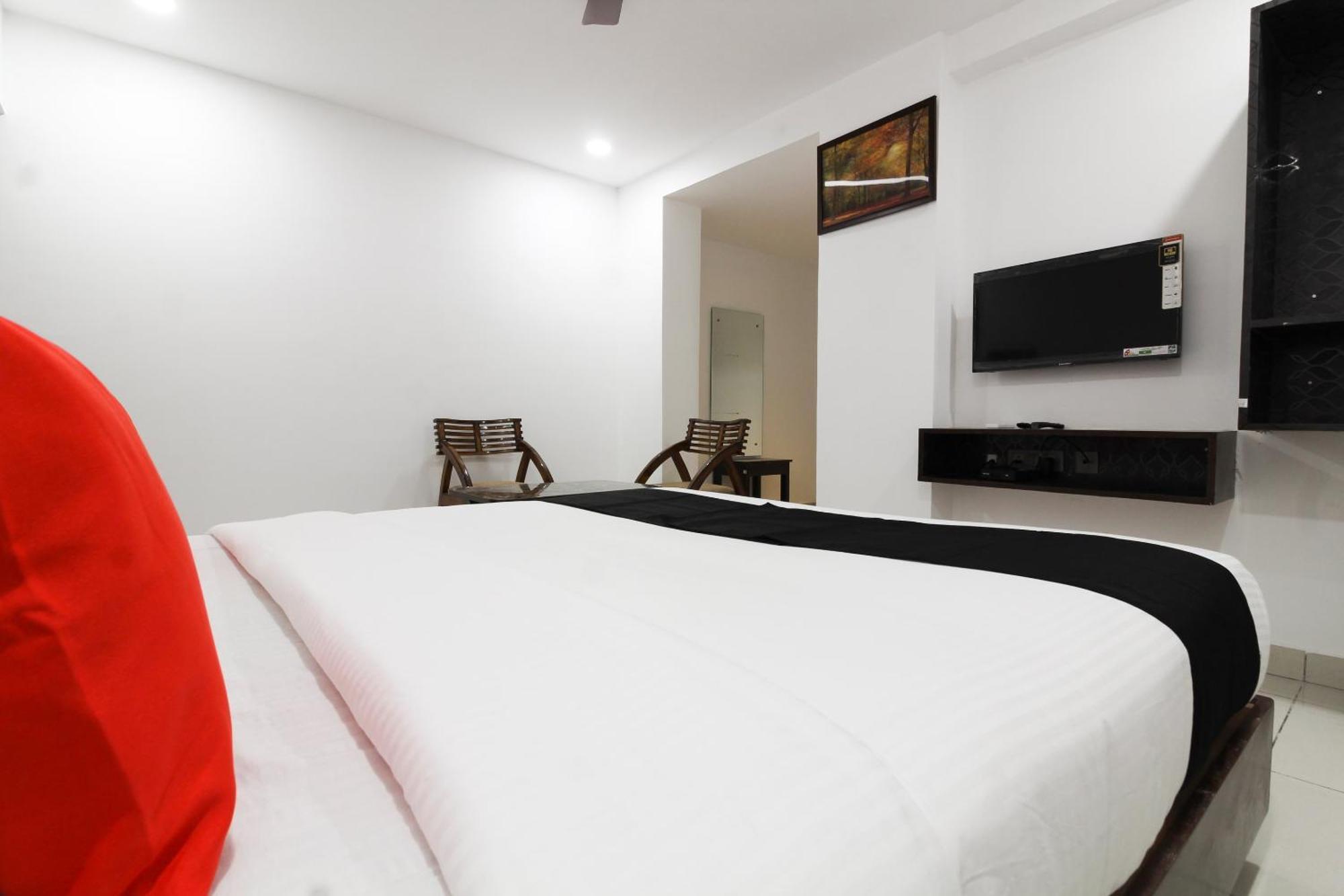 Super Mythri Hotel Near By Ecil, As Rao Nagar, Sainikpuri Maula Ali Exterior foto